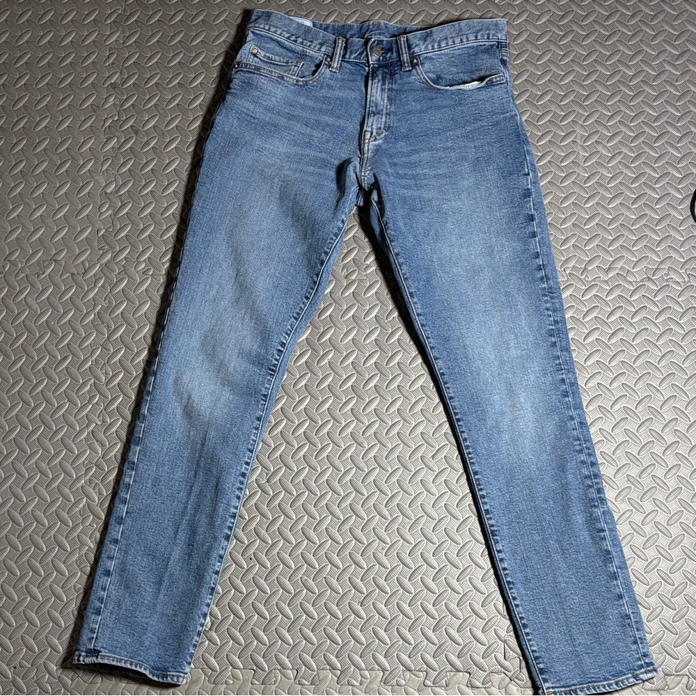 Gap SLIM Jeans Size 33x34 Medium Wash